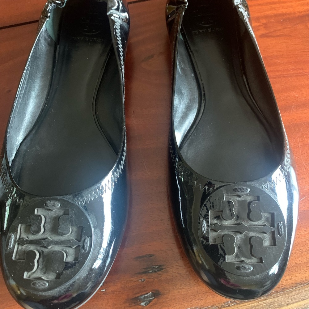 Women Tory Burch Patent ballerina flats